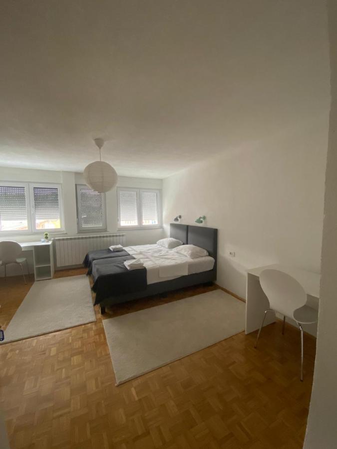 Hidden gem shared apartment, Suite SJJ Buitenkant foto