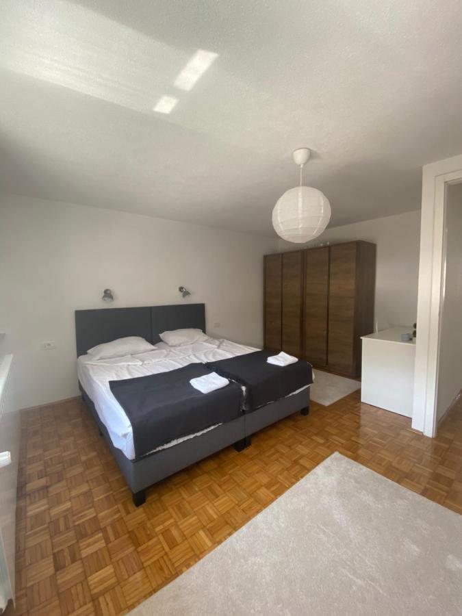 Hidden gem shared apartment, Suite SJJ Buitenkant foto